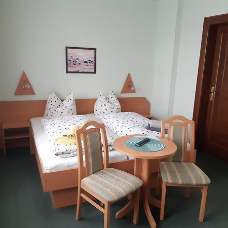 Pension Schoene Grossrohrsdorf 部屋 写真