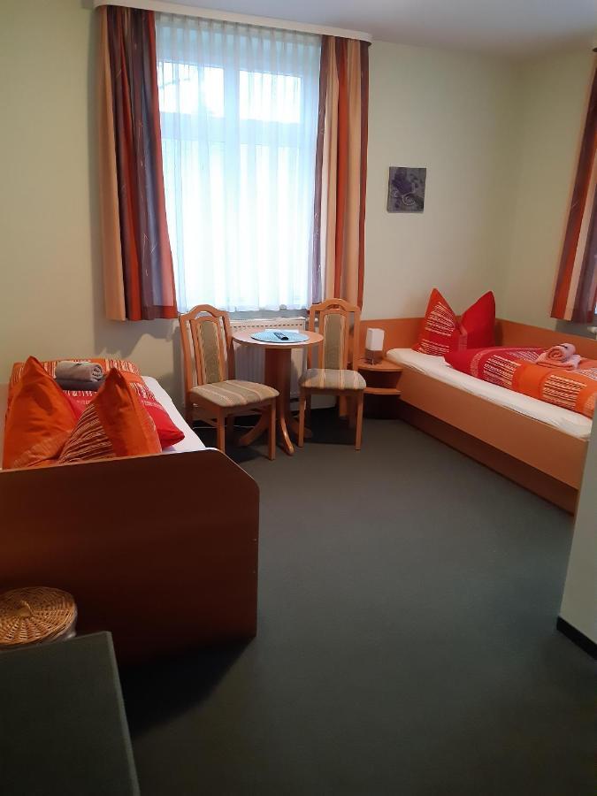Pension Schoene Grossrohrsdorf 部屋 写真